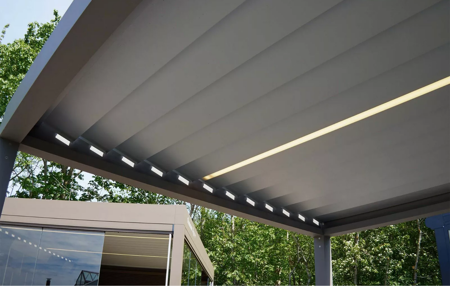 Lamellendach | Gartenpavillon | Aluminium | Elektrisch | Funk